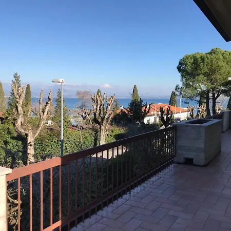 Casa Mary Tre - Attico Con Terrazza A 2 Passi Dal アパート シルミオーネ